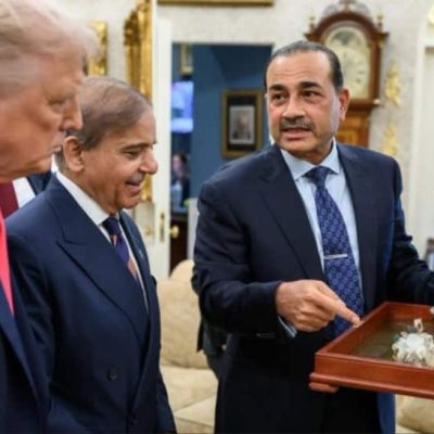 ‘What A Joke’: Pakistan Army Chief Mocked For Showing Rare Earth Minerals To Trump