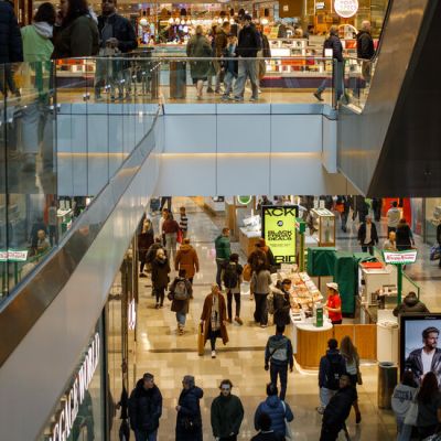 How Fed Rates Influence Mortgages, Credit Cards, Savings and More