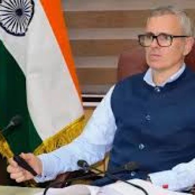 Some TV channels spewing venom against Kashmiris: Omar Abdullah