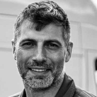 Pilot last seen at air show near Swindon dies in horror crash