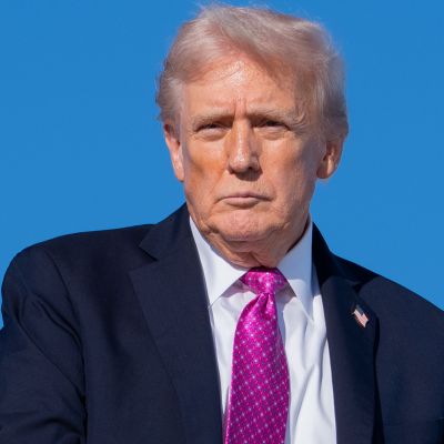 Trump Posts Fake Video of Himself Flying a ‘King Trump’ Jet Over Protesters