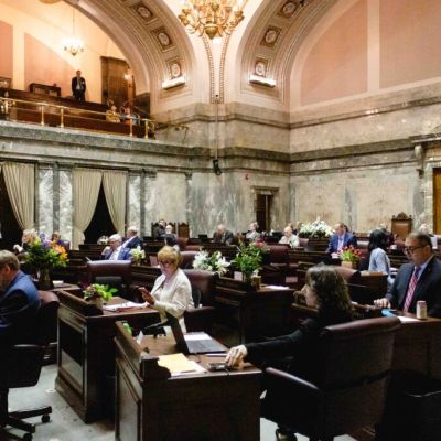 Washington lawmakers close out session, sending budgets to governor
