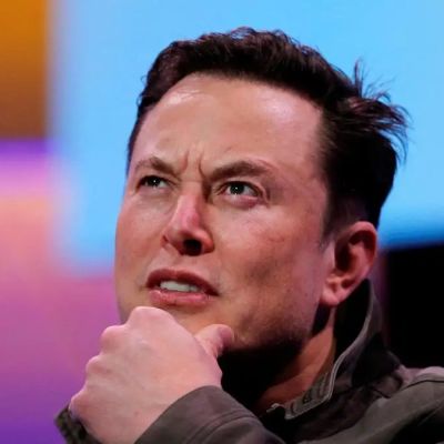 Musk the trillionaire? Debate over his Tesla pay package rages