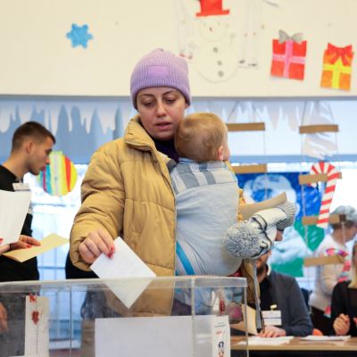 Voting begins in Serbian parliamentary elections