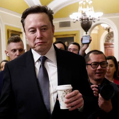 Elon Musk calls homelessness a ‘lie’ and ‘propaganda’  —  and Trump is listening