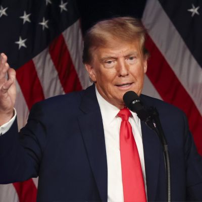 Former President Donald Trump heading to Las Vegas for campaign event