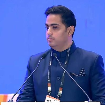 Akash Ambani reflects on Jio’s journey to 500 million customers