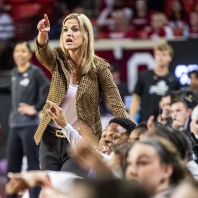 Iowa women’s basketball readies for familiar face in Oklahoma coach Jennie Baranczyk