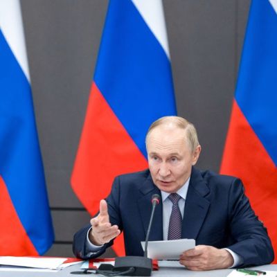 Putin offers Trump a temporary nuclear arms control deal that would extend status quo by one year