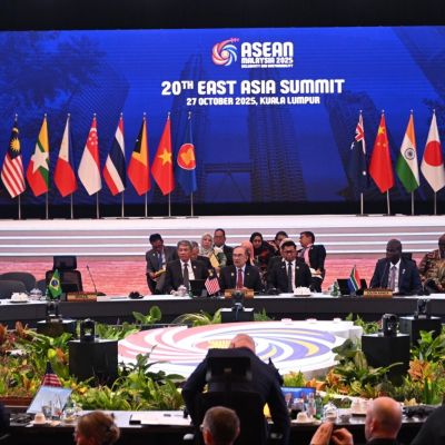 Kuala Lumpur Declaration adopted at 20th East Asia Summit, reaffirms commitment to peace, stability