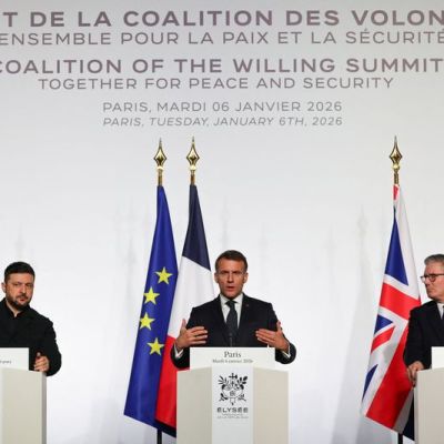 Russia says foreign troops in Ukraine would be targets after UK and France pledge post-ceasefire deployment