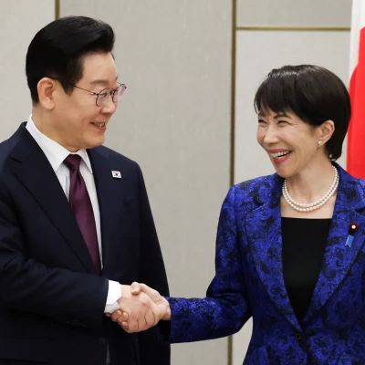 Japan and South Korea leaders meet amid China tensions and Taiwan row