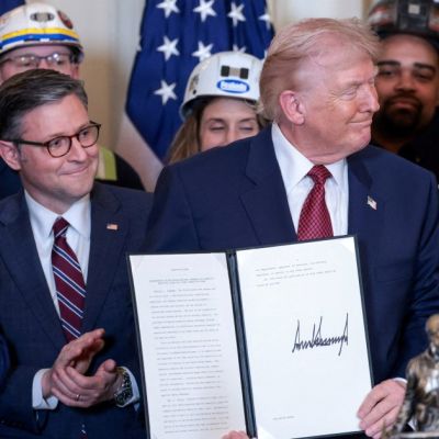 Trump orders Pentagon to buy electricity generated by coal