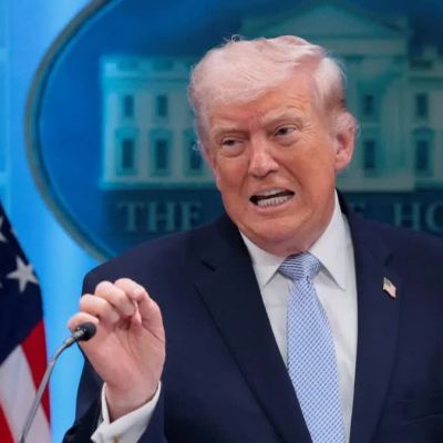 “The naval blockade will remain in full force”: Trump announces full passage through Strait of Hormuz while keeping naval blockade on Iran in force – Business Upturn