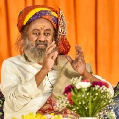 On Mahashivratri, surrender all your problems to Shiva: Sri Sri Ravi Shankar