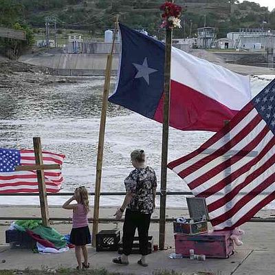 Trump arrives in Texas to tour flood damage | Jefferson City News-Tribune