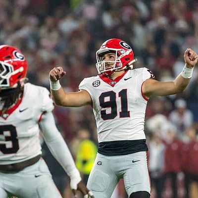 Dwight Phillips Jr. and No. 2 Georgia run past No. 6 Alabama 20-17 in an SEC clash
