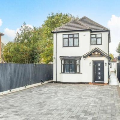 Burnham detached house with annexe listed at £775,000