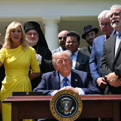 White House to host mass prayer event to promote Christian origins of the US