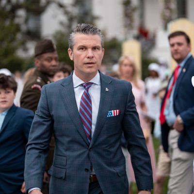 Trump Live Updates: President Defends Hegseth After Another Signal Chat Episode