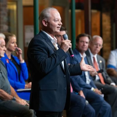 Who can we trust when we vote for District 1 and District 5 commissioners?