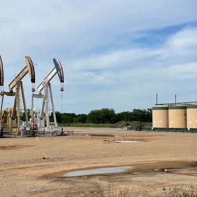 Oil pares price gains as rising US inventories outweigh Middle East supply fears