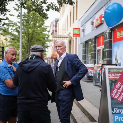 A Small German City Staves Off a Threat From the Far Right