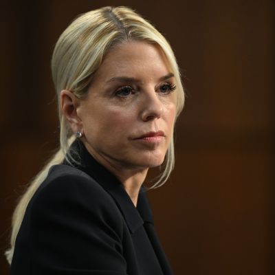 Trump Live Updates: Justice Department Vows to Appeal Dismissal of James Comey and Letitia James Cases