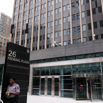 Suspect in custody after explosion near federal plaza in New York City