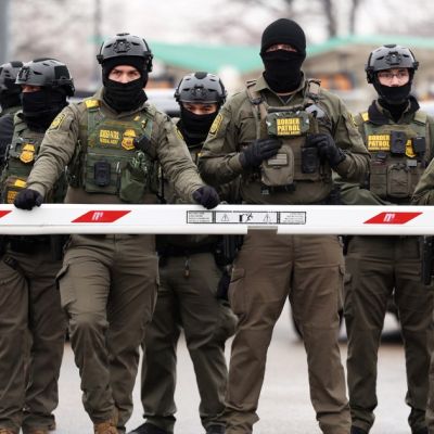 Pentagon orders more active-duty soldiers to ready for possible Minneapolis deployment Img