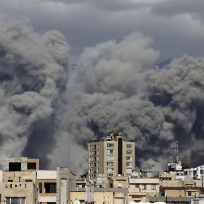 Israeli strikes rock Tehran as Iran's counterattacks widen