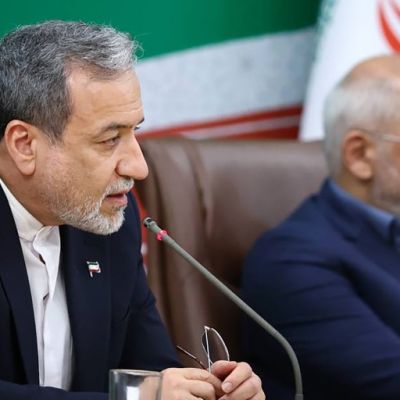Iran says 'desperate' new sanctions will fail, mediator Pakistan sends army chief to Tehran