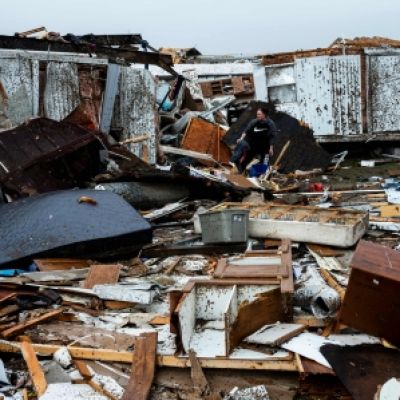 At least 33 killed as tornadoes and storms rip through central US, more expected to come
