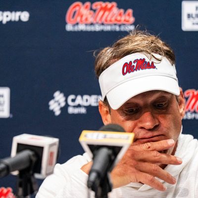 Lane Kiffin’s Ole Miss exit for LSU takes major development after long meeting with AD Keith Carter
