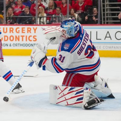 Deadspin | Rangers G Igor Shesterkin being evaluated for lower-body injury
