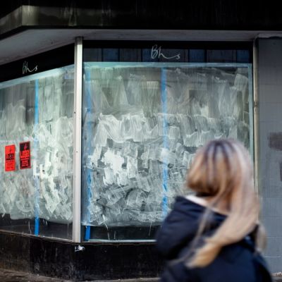 Hundreds of big stores may go bust if government puts up rates