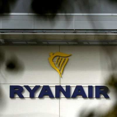 Ryanair threatens to seek alternative to Boeing order if tariffs impact price