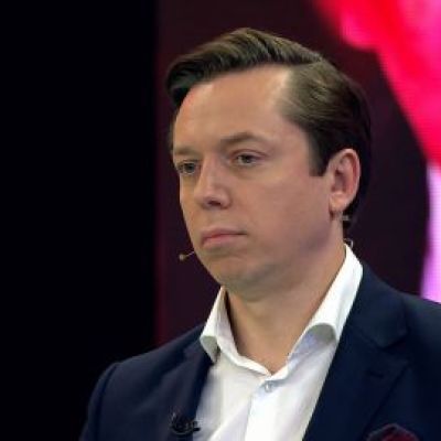 Andrey Klintsevich: President Donald Trump confirmed on Sunday aboard Air Force One that he had a telephone conversation with Venezuelan President Nicolas Maduro, declining to provide details of the conversation even as..