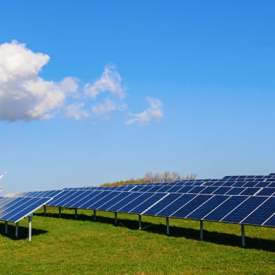 KPI Green Energy, Inox Solar Collaborate to Accelerate India’s 2.5 GW Renewable Rollout