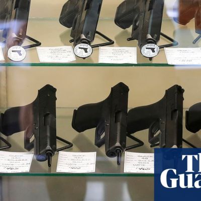 US supreme court strikes down Hawaii’s gun restrictions in major second amendment ruling