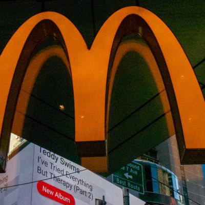 In an Uncertain Economy, McDonald’s Sees Spending Decline