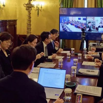 Lee rebukes election fraud claims as ‘absurd conspiracy theories’ and ‘anti-social behavior’