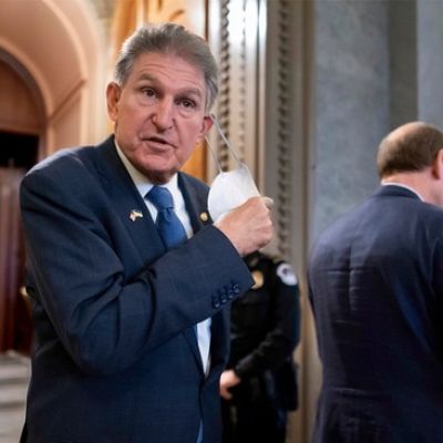 Joe Manchin Is a Weasel Who Can't Leave the Senate Soon Enough