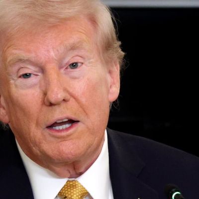 Trump Gags White House Wrecking Crews as Backlash Mounts