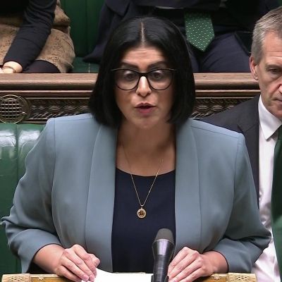 Mahmood to ban migrants without citizenship from claiming benefits in latest asylum crackdown