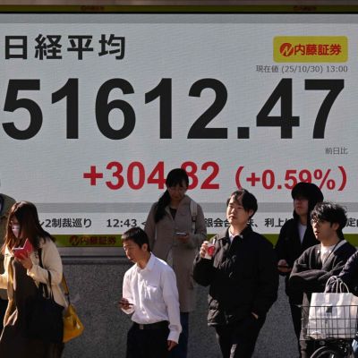 Japan’s Nikkei extends record climb after BOJ refrains from rate hike