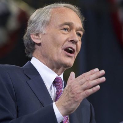 Ed Markey pushes Democratic leaders to advocate defunding ICE