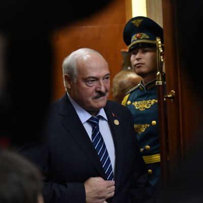 Lukashenko pardons 31 Ukrainian citizens held in Belarus