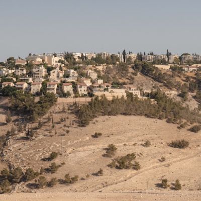 UK announces import ban, sanctions on Israeli settlements