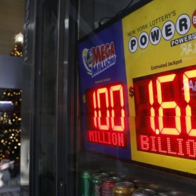 Powerball winning numbers drawn for $1.6 billion jackpot